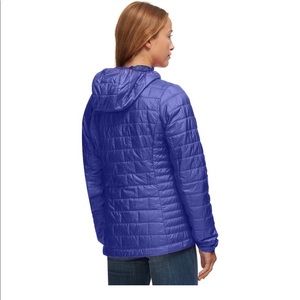 Patagonia nano puff pull over
